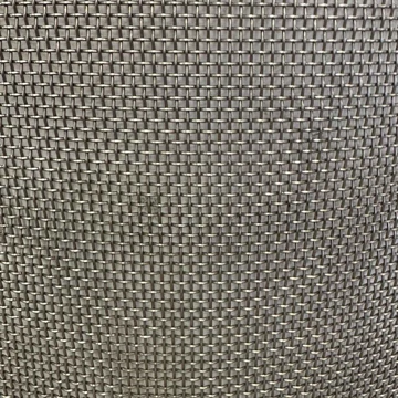 1,75 lyukbőség / 0,32 drótvastagság x 1500mm széles ROZSDAMENTES