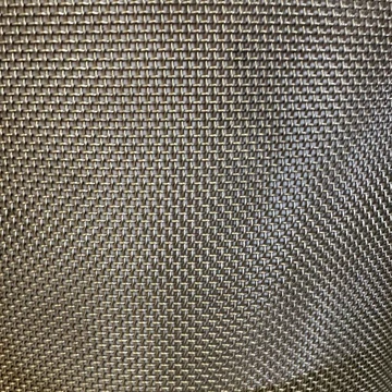 1,25 lyukbőség /0,63 drótvastagság x 1250mm széles SAVÁLLÓ